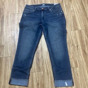 New with tags Capri jeans